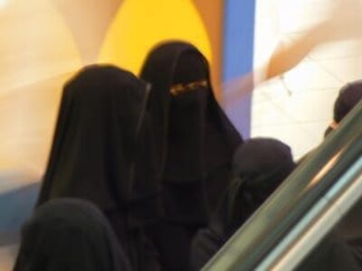 The Mysterious Abaya-clad Women in the Mall