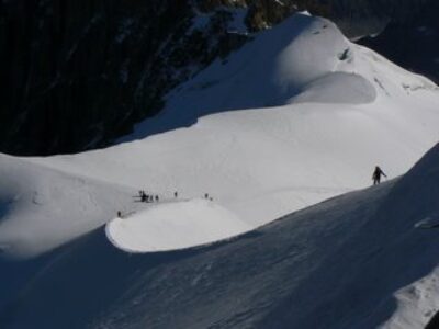 Le Dru Challenges Climbers in the Sea of Ice