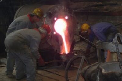 Pouring a Bell in Villedieu-les-Poeles