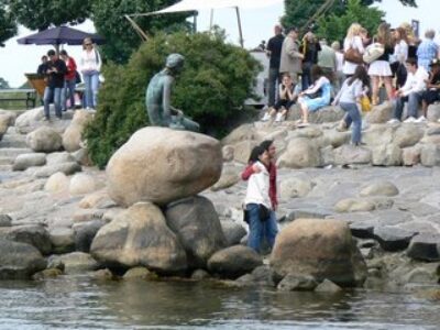 Sending the Little Mermaid Statue to Shanghai…Really