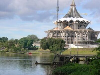 A Walk Along the Kuching Waterfront Reveals Splendor and Noodle Goodness