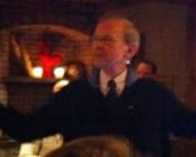 Michael Kittredge speaks at Kringle Candle.