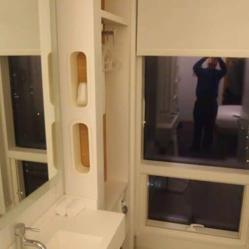 Yotel Queen Suite Cabin