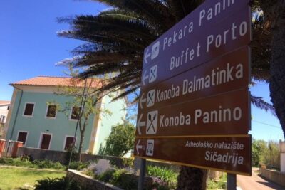 Ilovik has 400 houses but most of them are only used during the summer. A fantastic destination for boaters in Croatia. 
