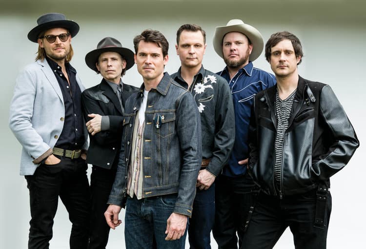 Old Crow Medicine Show at the Pines Theater: A Blaze of Glory!