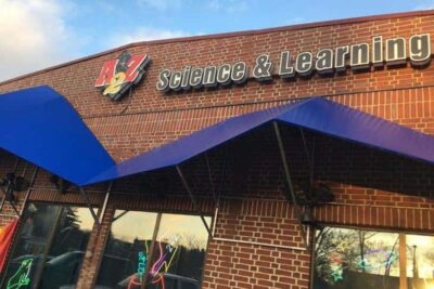 A2Z Science and Nature store provides the kinds of gifts I feel good about giving my grandkids. christmas blogs