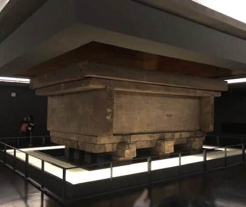 crypt