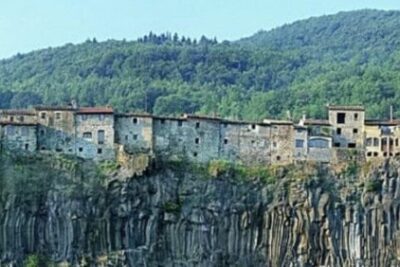 Castellfollit de la Roca
