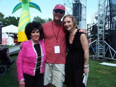 Wanda Jackson, Jim Olsen, Eillen Jewel