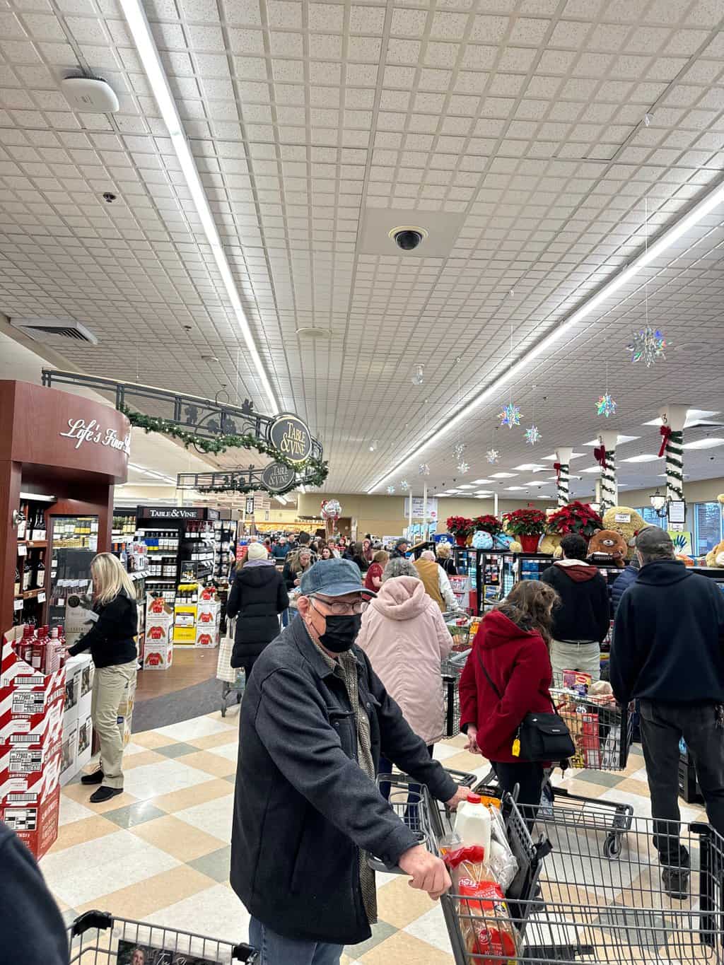 Shopping at Big Y on Christmas eve, 2023