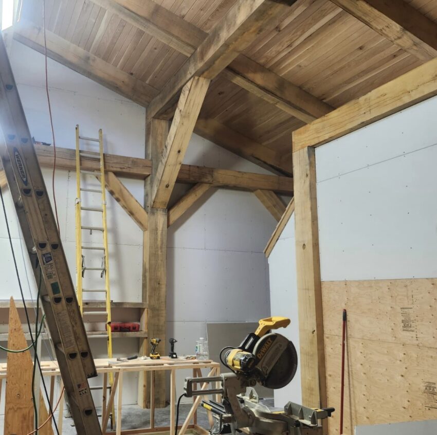 Sunnydayz bud room under construction